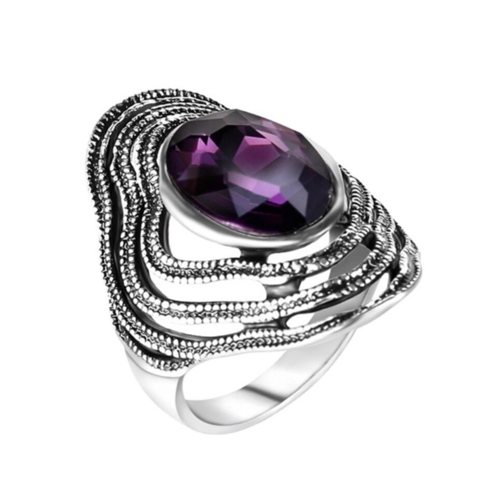 ✅🌹Silver Plated Crystal Openwork Ring.